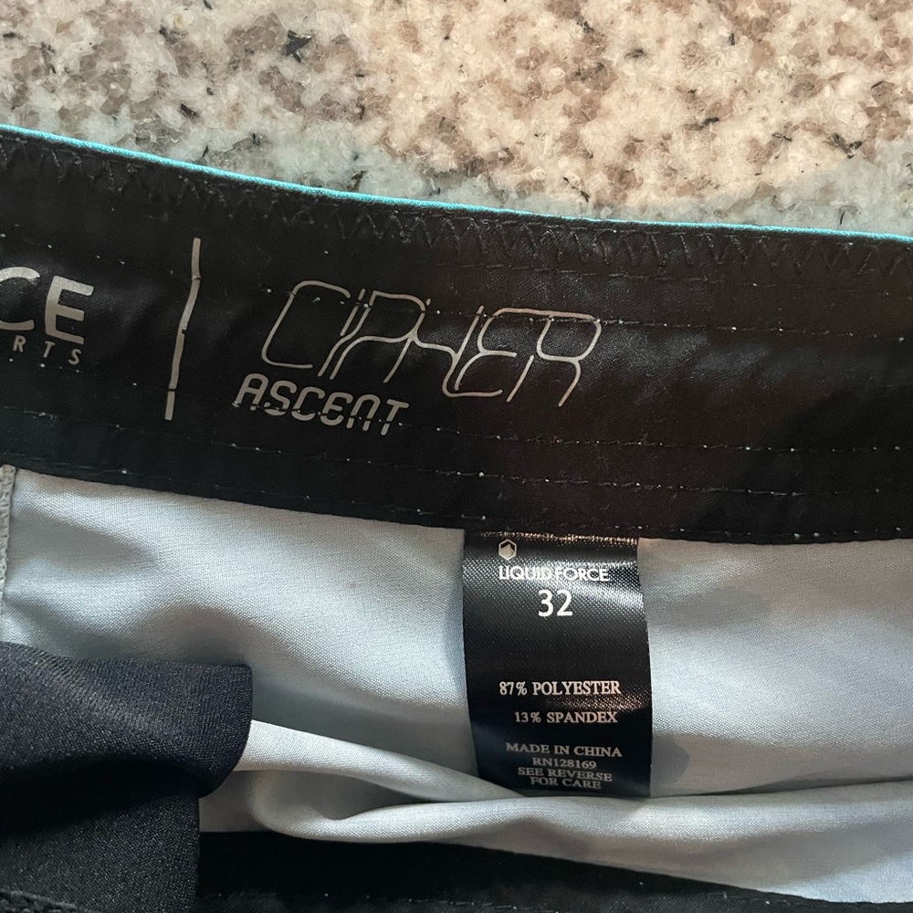 Liquid Force Cipher 32 - Picture 4 of 4